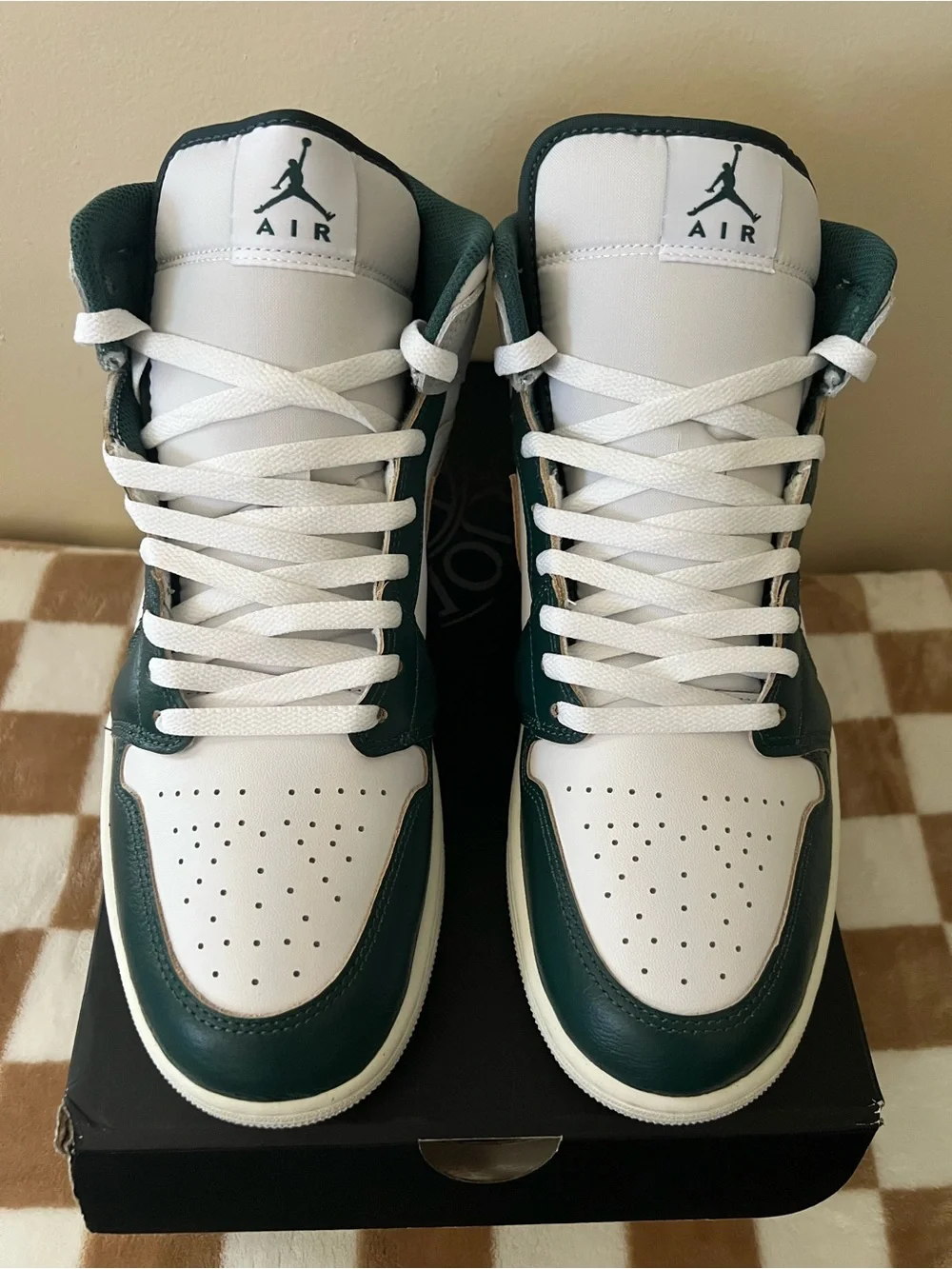 Nike Air Jordan 1 Mid SE Sneakers White/Green/Grey FQ7720 103 Men’s Sz 11.5 BNIB